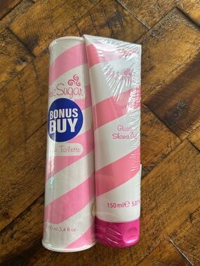 Pink Shower Gel & Eau de Toilette Bonus Buy